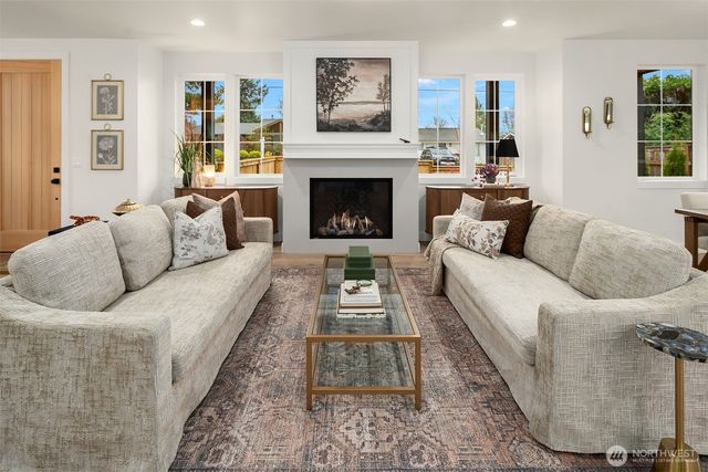 11416 NE 90th Street, Kirkland, WA 98033