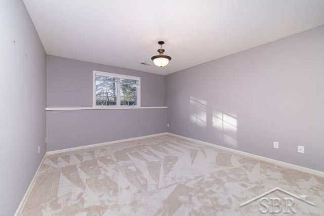 4171 Spurwood Drive, Saginaw, MI 48603