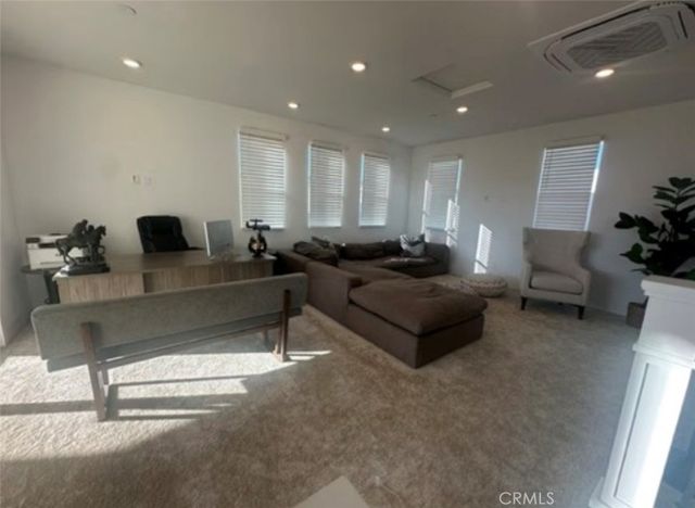 27148 Skyland, Valencia, CA 91381