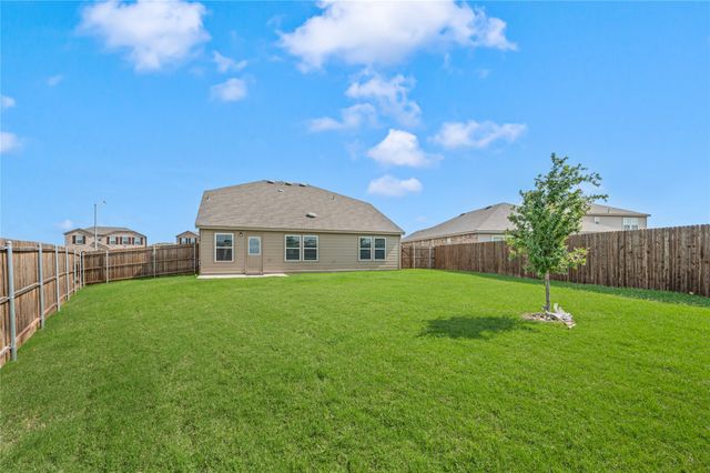 1008 Valerian Drive, Haslet, TX 76052