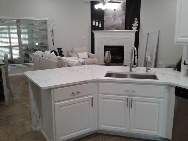 3901 Windswept Drive, Montgomery, TX 77356