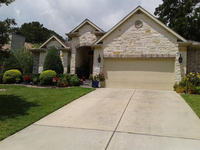 3901 Windswept Drive, Montgomery, TX 77356