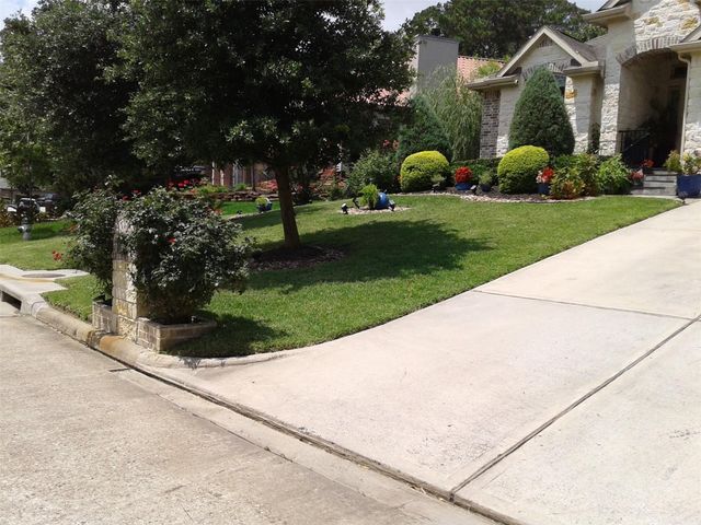 3901 Windswept Drive, Montgomery, TX 77356