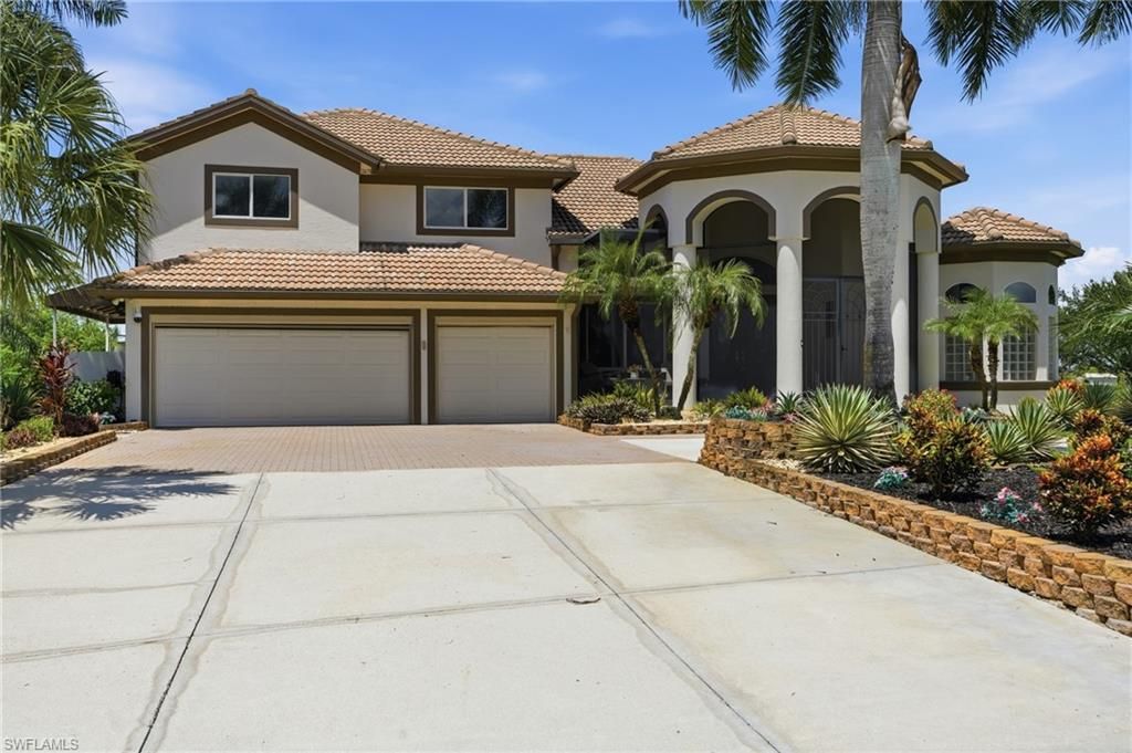 3885 52nd AVE NE, NAPLES, FL 34120 — exterior