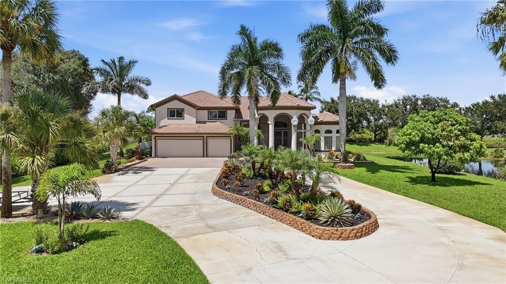 3885 52nd AVE NE, NAPLES, FL 34120 — photo 3
