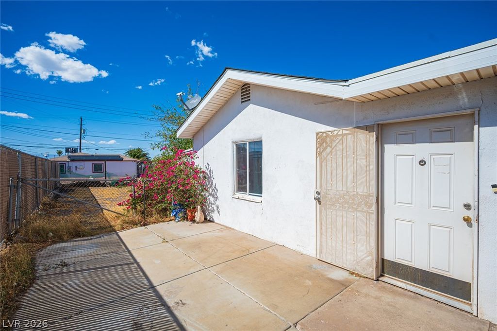 113 South Major Avenue, Henderson, NV 89015 — photo 3