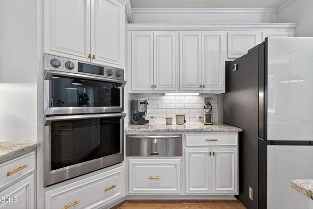 304 Southmoor Oaks Court, Cary, NC 27518