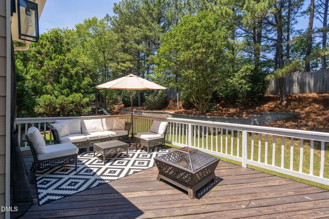 304 Southmoor Oaks Court, Cary, NC 27518