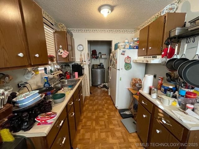 160 S 36th Avenue W, Tulsa, OK 74127