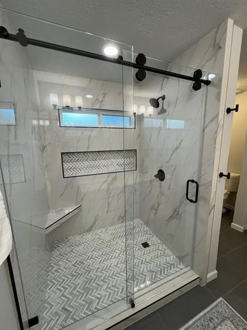 5122 Creek Shadows Drive, Kingwood, TX 77339