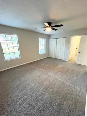 5122 Creek Shadows Drive, Kingwood, TX 77339