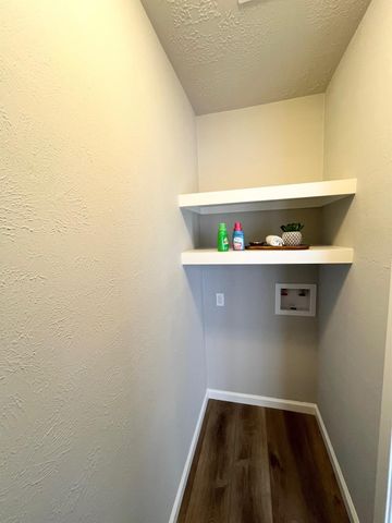 5122 Creek Shadows Drive, Kingwood, TX 77339