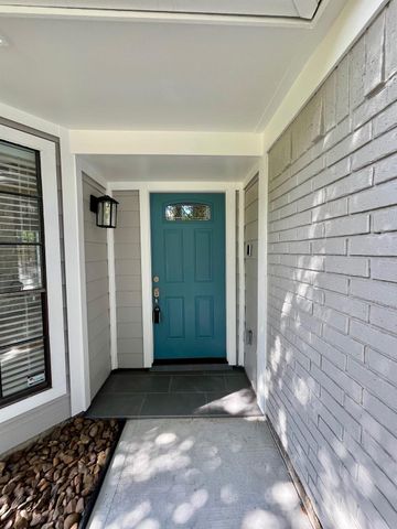 5122 Creek Shadows Drive, Kingwood, TX 77339