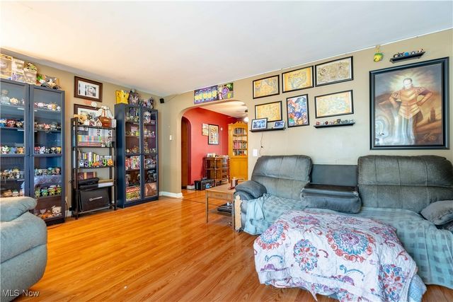 3831 11th Street SW, Canton, OH 44710