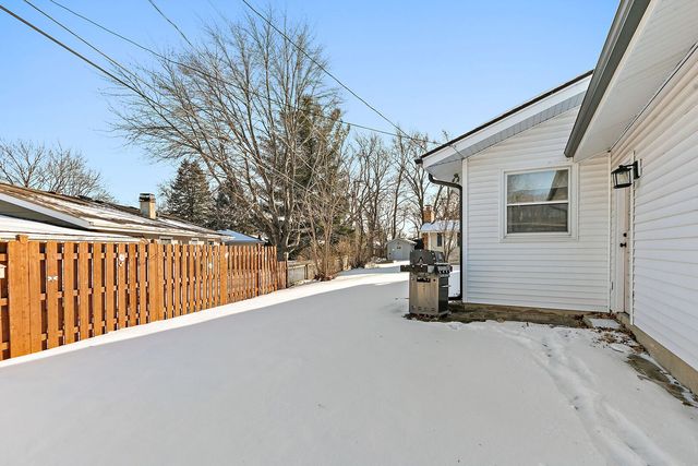 381 Keith Avenue, Crystal Lake, IL 60014