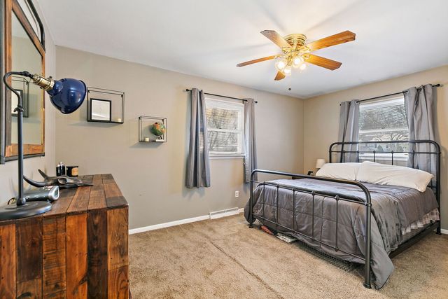 381 Keith Avenue, Crystal Lake, IL 60014