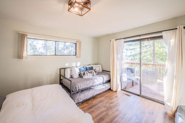 22324 Twain Harte Dr, Twain Harte, CA 95383