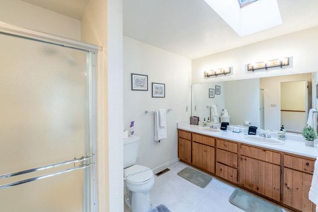 22324 Twain Harte Dr, Twain Harte, CA 95383