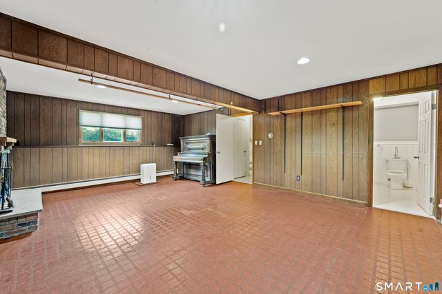 95 Pemberton Drive, Trumbull, CT 06611