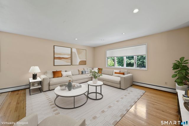 95 Pemberton Drive, Trumbull, CT 06611