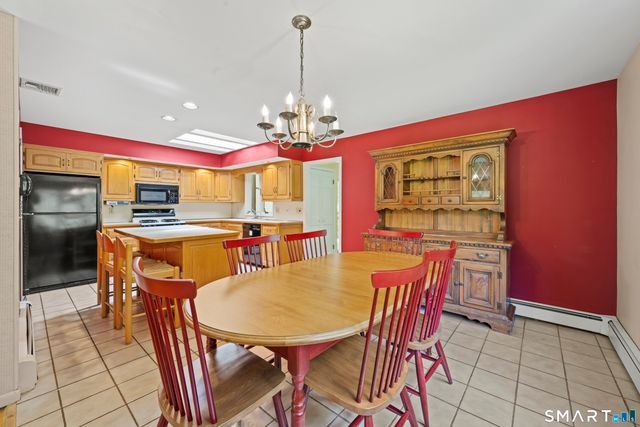 95 Pemberton Drive, Trumbull, CT 06611