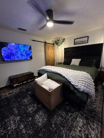 109 E Gladiola St, White Oak, TX 75693