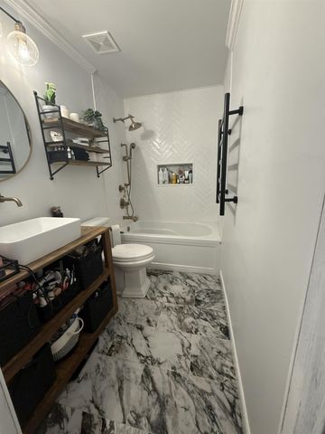 109 E Gladiola St, White Oak, TX 75693