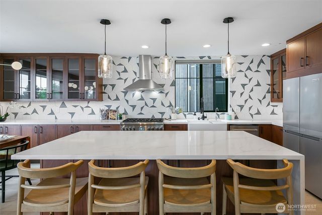 10715 2nd Avenue NW, Seattle, WA 98177