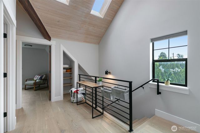 10715 2nd Avenue NW, Seattle, WA 98177