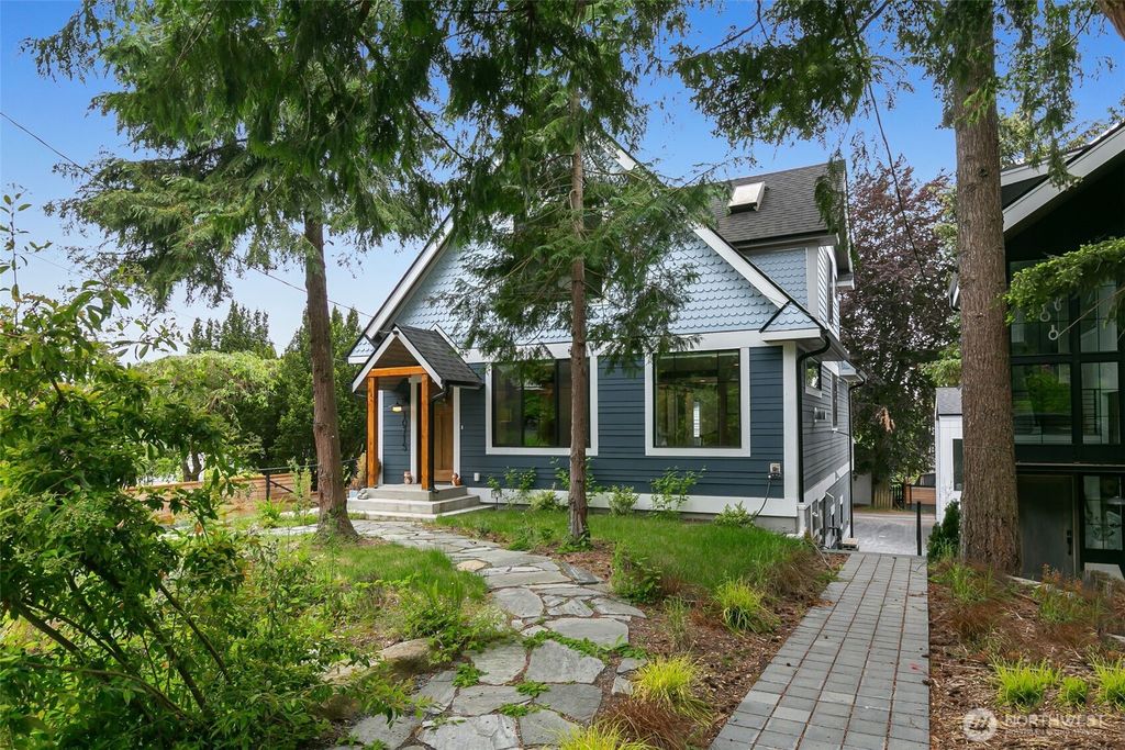 10715 2nd Avenue NW, Seattle, WA 98177