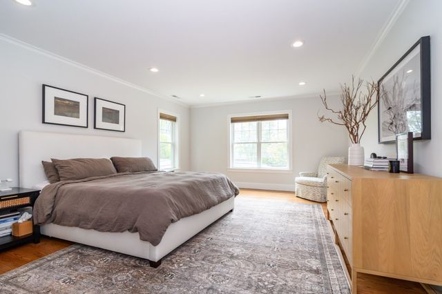 53 Beacon St, Natick, MA 01760