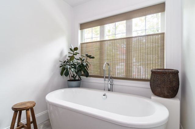 53 Beacon St, Natick, MA 01760
