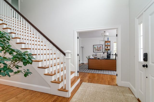 53 Beacon St, Natick, MA 01760
