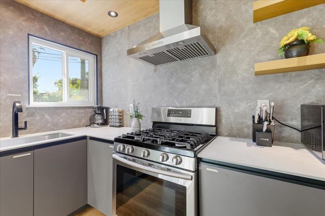 4794 Parkwest Drive, San Jose, CA 95130