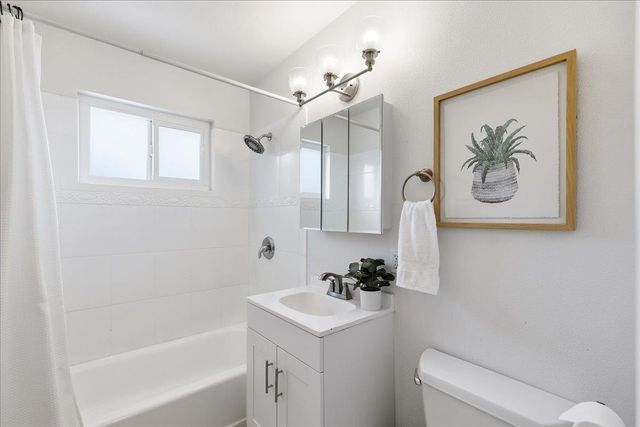 4794 Parkwest Drive, San Jose, CA 95130