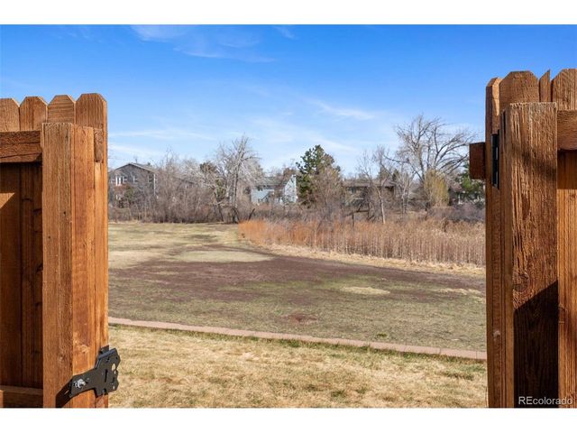 9063 W Phillips Dr, Littleton, CO 80128