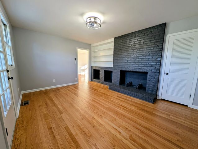 205 7th Ave, Columbia, TN 38401