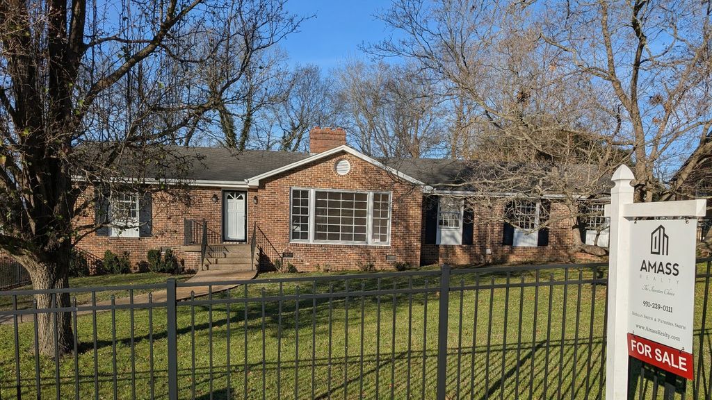 205 7th Ave, Columbia, TN 38401