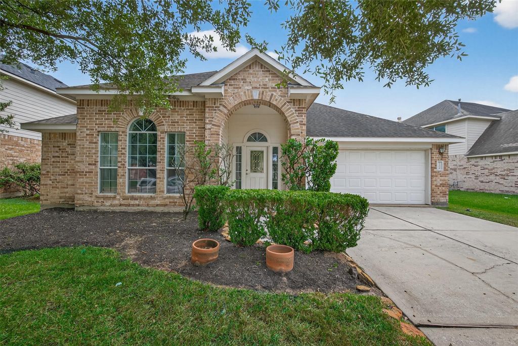 9406 Fawn Park Court, Humble, TX 77396