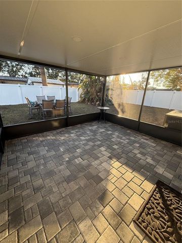 15204 MONET DRIVE, Tampa, FL 33613