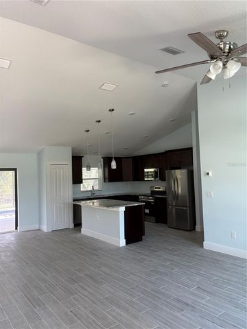 7227 PINEDALE DRIVE, Port Charlotte, FL 33981