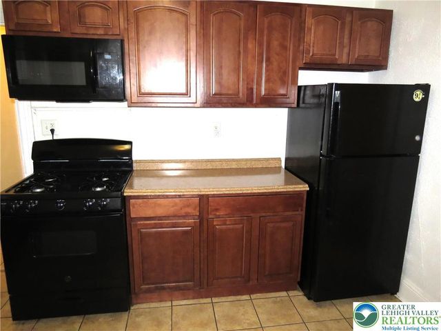 126 East Nesquehoning Street, Easton, PA 18042