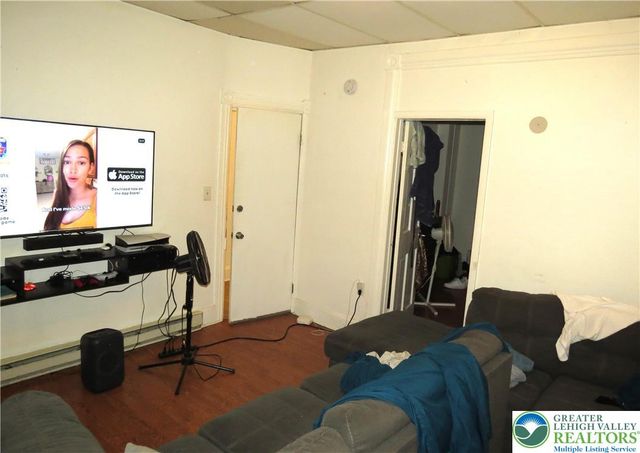 126 East Nesquehoning Street, Easton, PA 18042