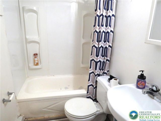 126 East Nesquehoning Street, Easton, PA 18042