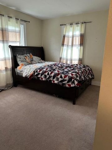 2010 Commonwealth Avenue, Kalamazoo, MI 49006