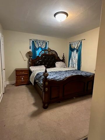 2010 Commonwealth Avenue, Kalamazoo, MI 49006