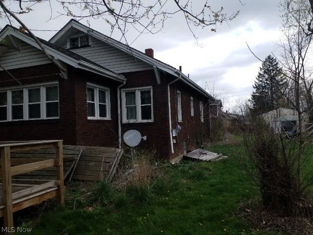 3307 Hillman Street, Youngstown, OH 44507