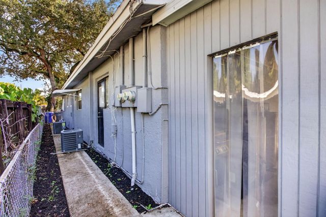 5715 GARFIELD Street, Hollywood, FL 33021