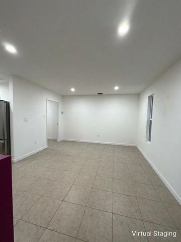 5715 GARFIELD Street, Hollywood, FL 33021