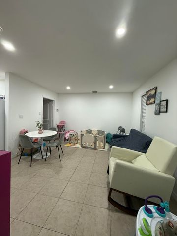 5715 GARFIELD Street, Hollywood, FL 33021